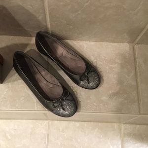 Shoes, size 8, grey